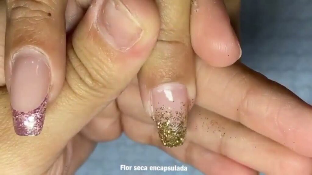 Capacitação em Unhas Encapsuladas: A Jornada para Unhas Perfeitas e Uma Carreira Lucrativa